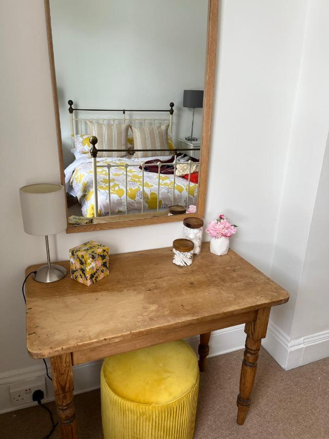 Tree Tops Apartment In Tunbridge Wells Luaran gambar